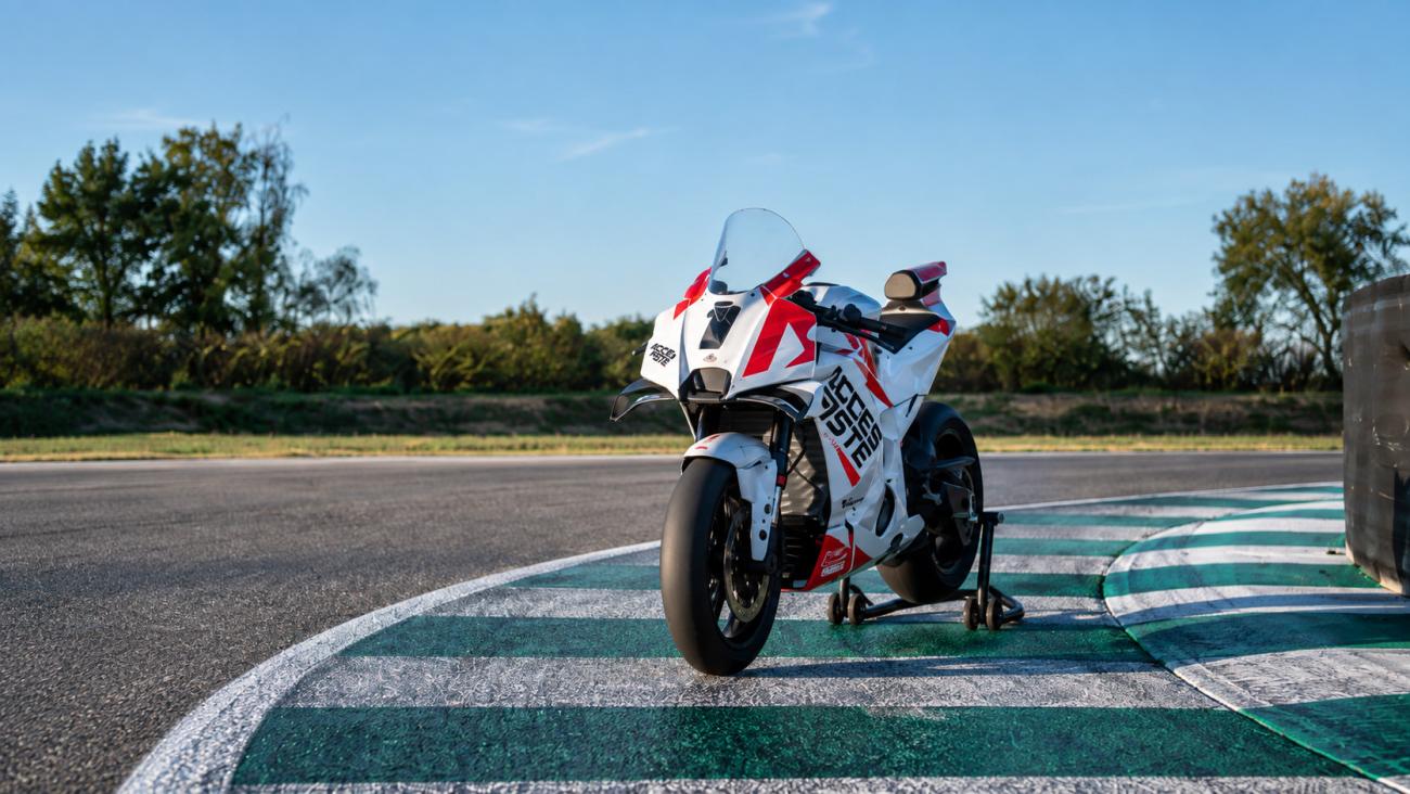 Location d'une KTM RC 990 R Track avec Accès Piste Moto
